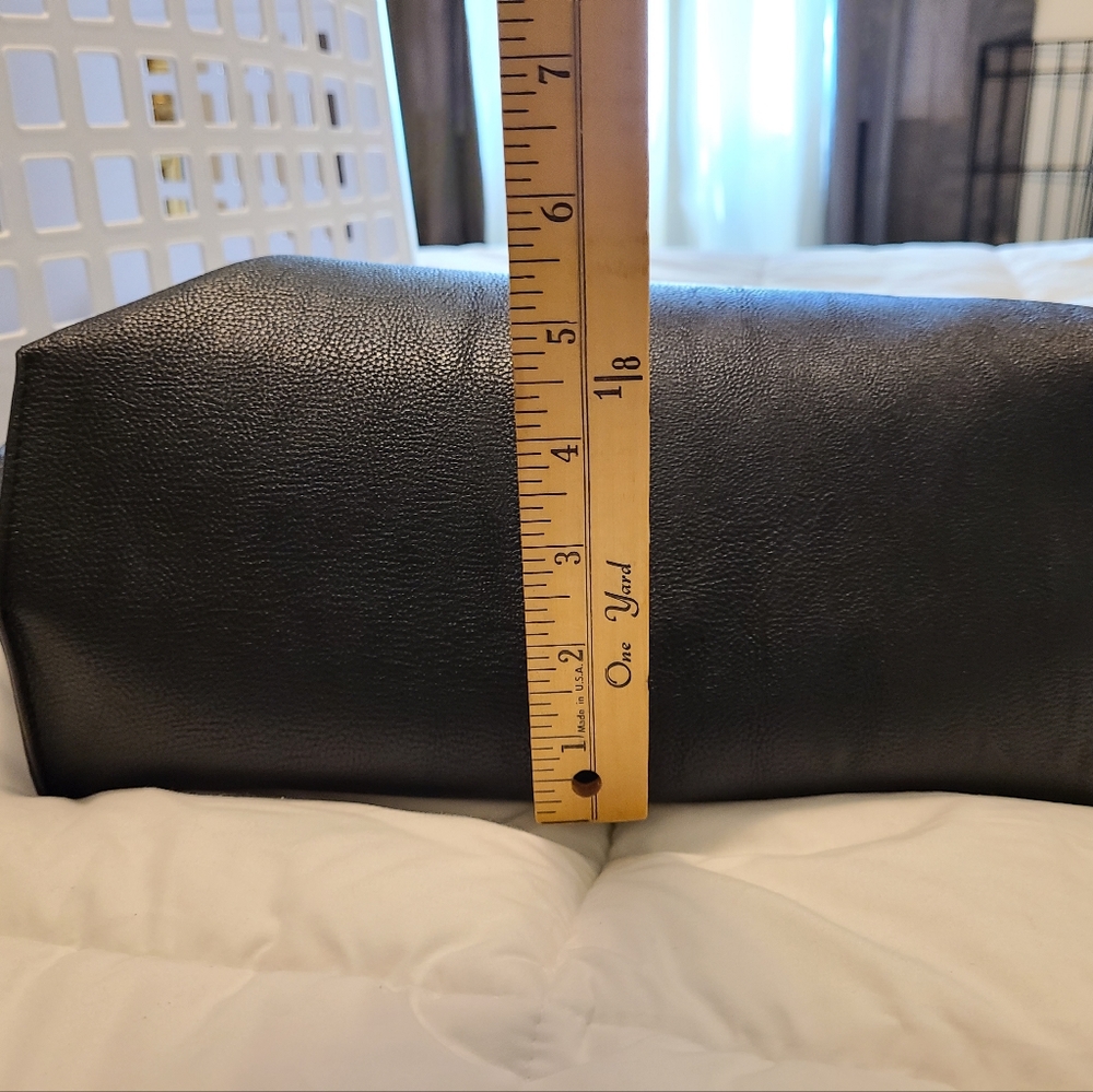 Calvin Klein Reversible Tote - Picture 4 of 15